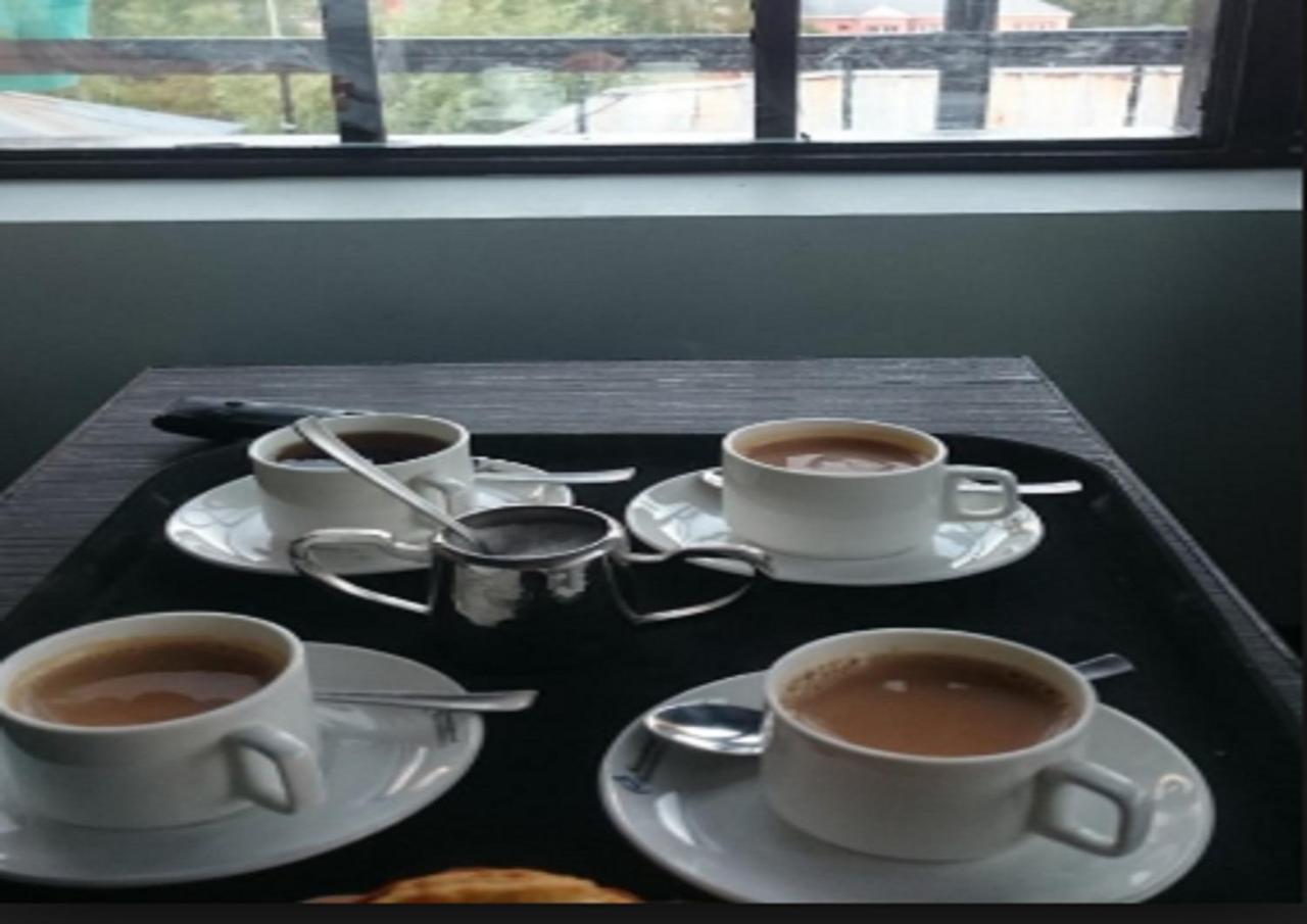 Hotel Kargil Heights エクステリア 写真
