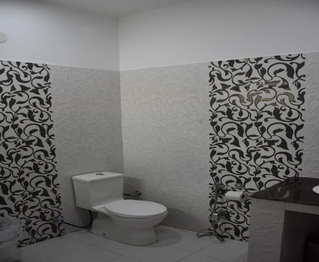 Hotel Kargil Heights エクステリア 写真
